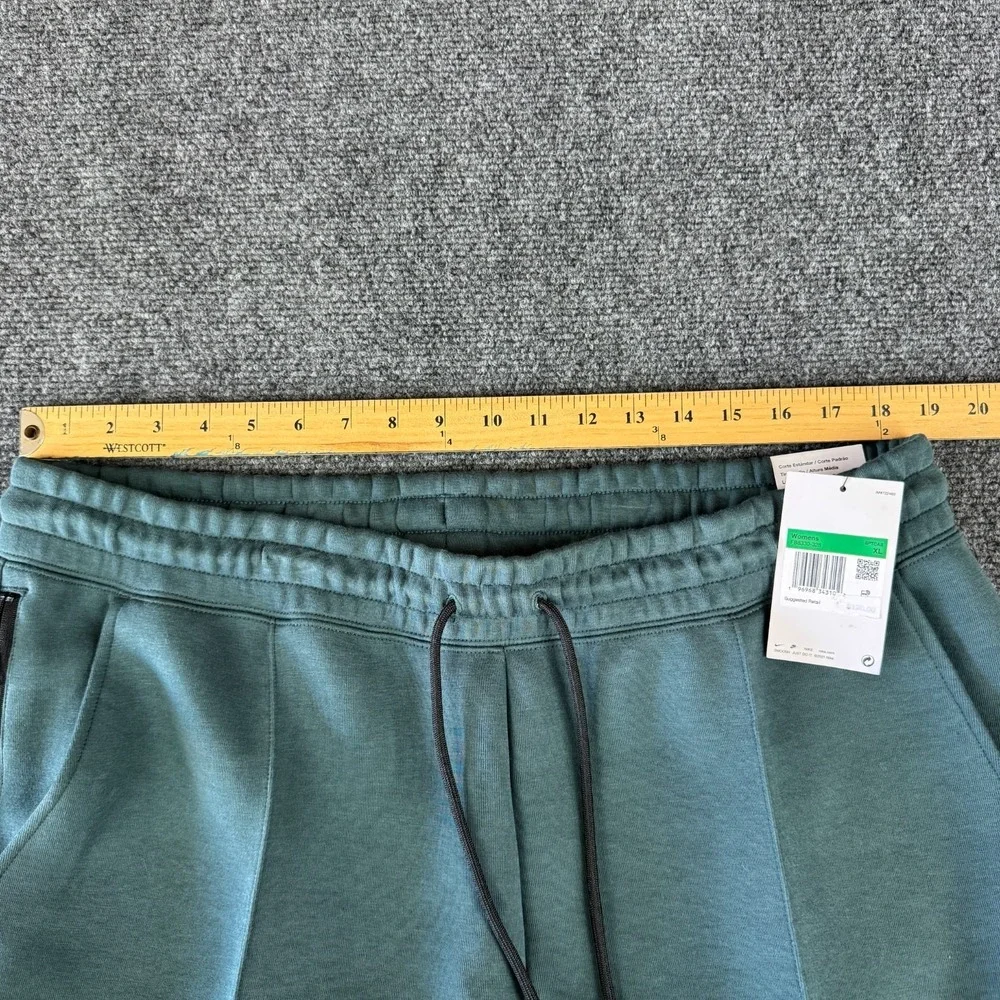Nike Sportswear Tech Fleece Jogger Womens Size XL Jungle Green Pants FB8330-328‎ - Picture 4 of 7
